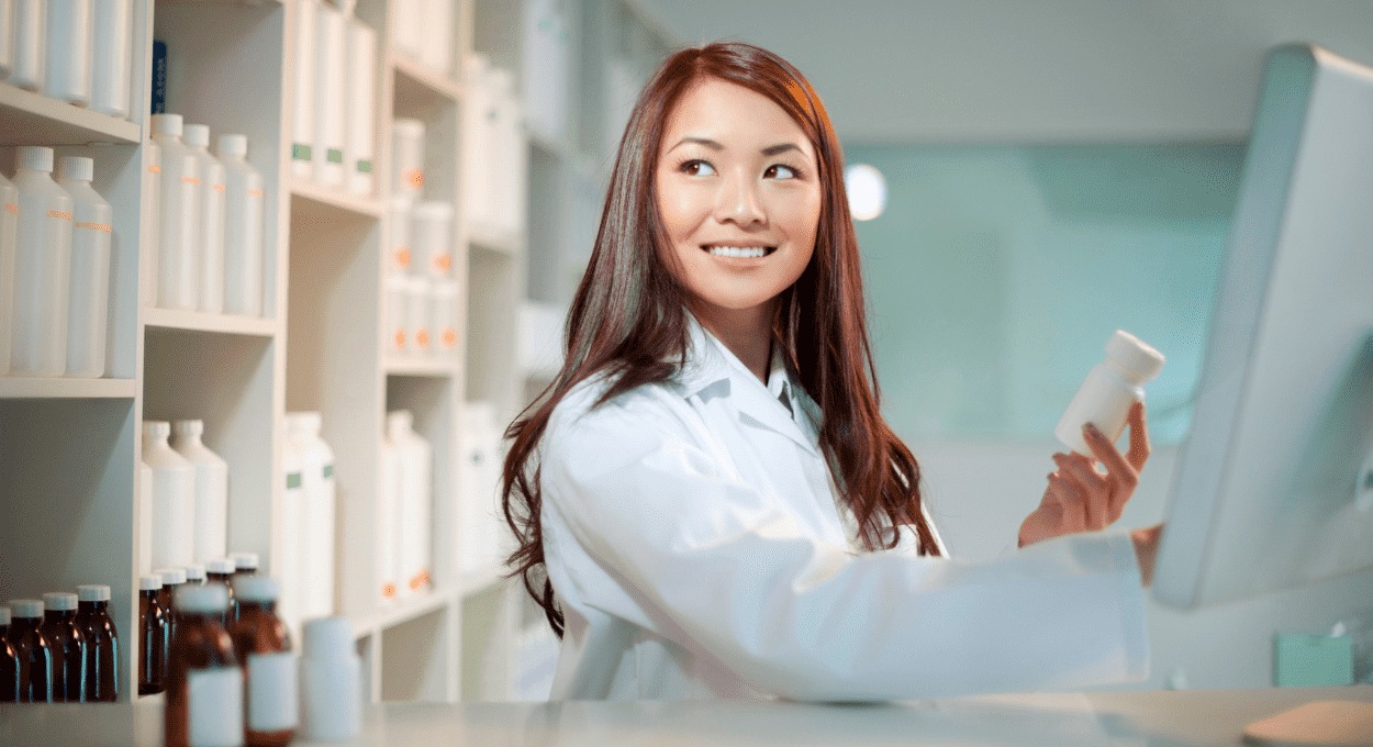 Peningkatan Layanan Farmasi di Puskesmas oleh PAFI Pekanbaru